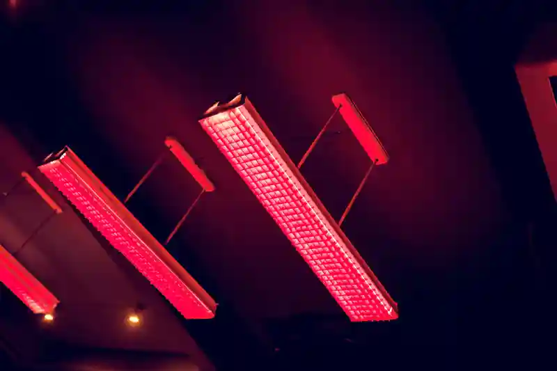 Red Light Wavelengths